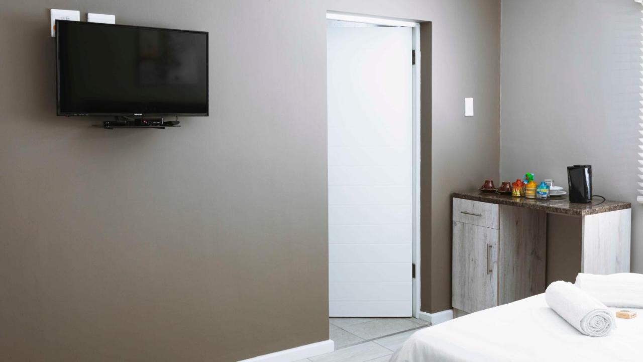 103Onwallace Self Catering Guest House Κέιπ Τάουν Εξωτερικό φωτογραφία